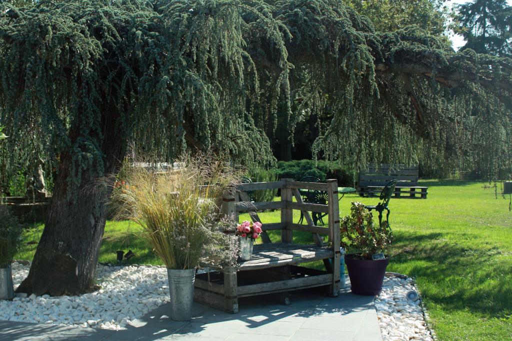 Maison Prairie Bonheur Bed & Breakfast Magny-les-Hameaux Dış mekan fotoğraf