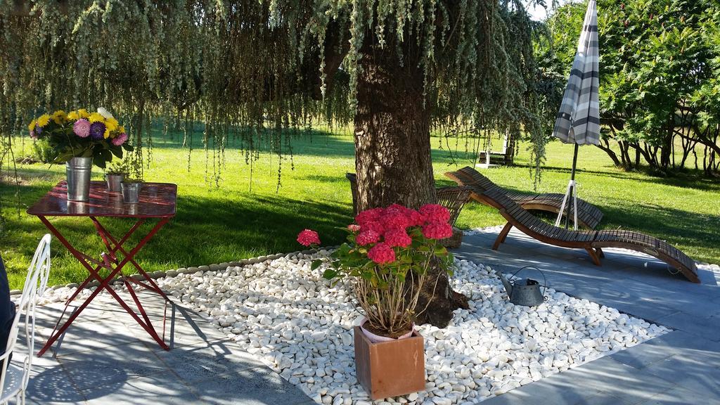 Maison Prairie Bonheur Bed & Breakfast Magny-les-Hameaux Dış mekan fotoğraf